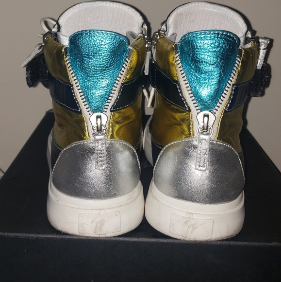 Guiseppe Zanotti - Picture 4 of 6